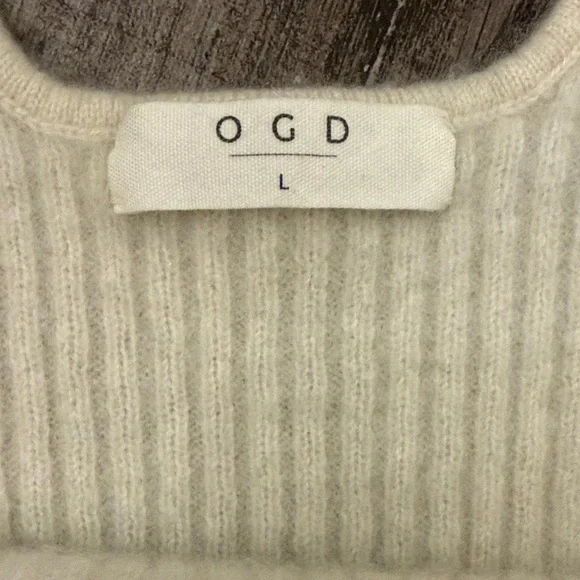 Chic Beige Ribbed 100% cashmere Tank Top - Picture 2 of 6